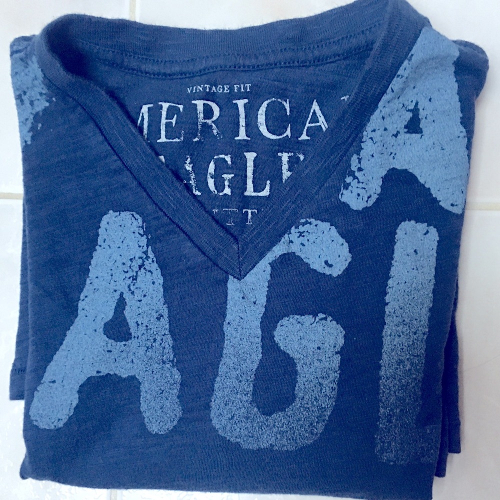 American Eagle Men's Large. Vintage Fit T-Shirt.